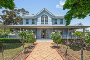 Chateau On Vines - Aldinga - C21 SouthCoast Holidays
